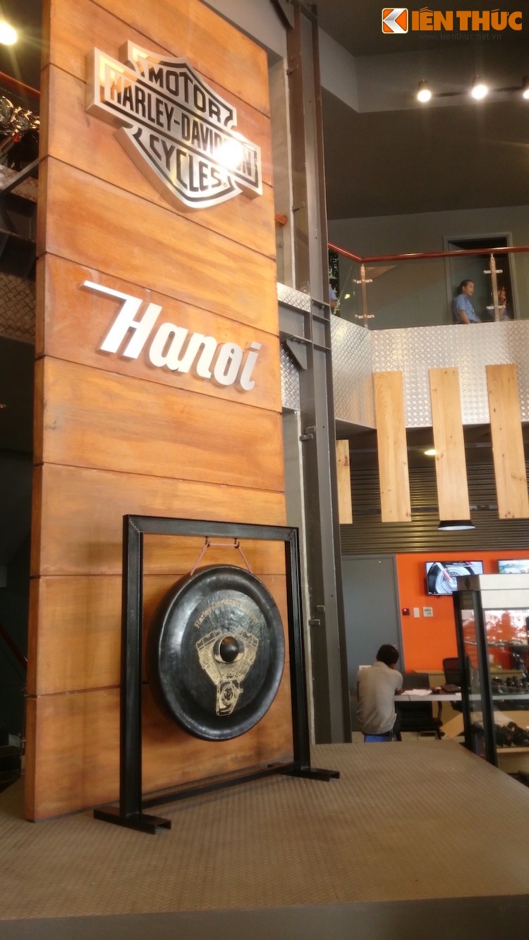 “Dot nhap” showroom Harley-Davidson dau tien tai Ha Noi-Hinh-4